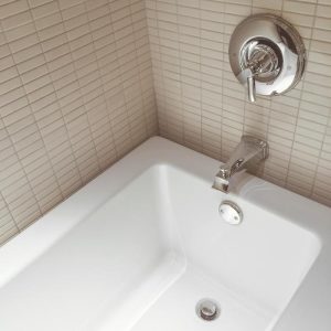 Comparing Bathtub Refinishing Costs for Fiberglass, Acrylic, and Steel Tubs